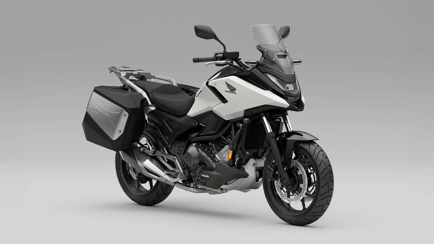 Honda NC750X-Motorrad, Travel-Paket.