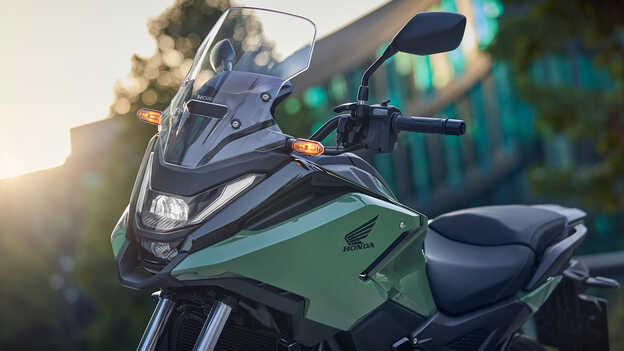 NC750X-Motorrad mit nachhaltigen Durabio™-Material, Nahaufnahme.